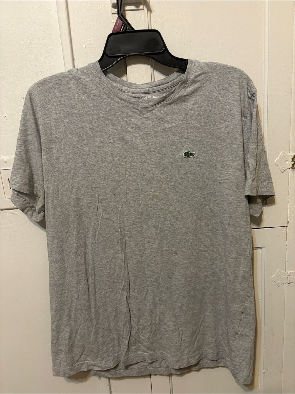Lacoste Short Sleeve Crew Tee in Heather Gray with Green Croc